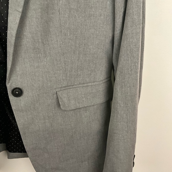RW & Co Grey Woman’s Blazer Size 8 - Picture 8 of 8